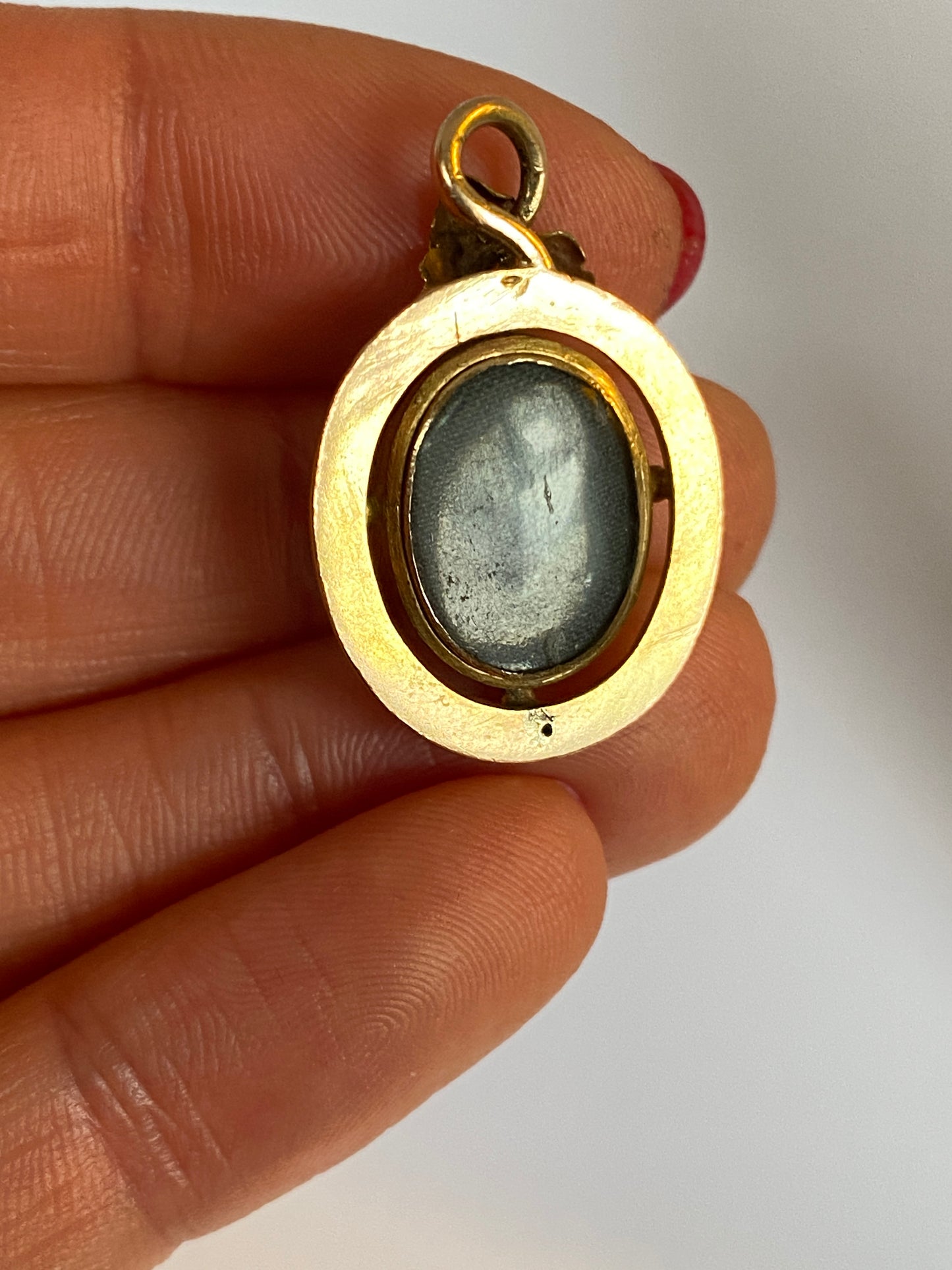 Stunning, Victorian, 15ct Gold, Garnet Ivy Leaf Locket Back Pendant