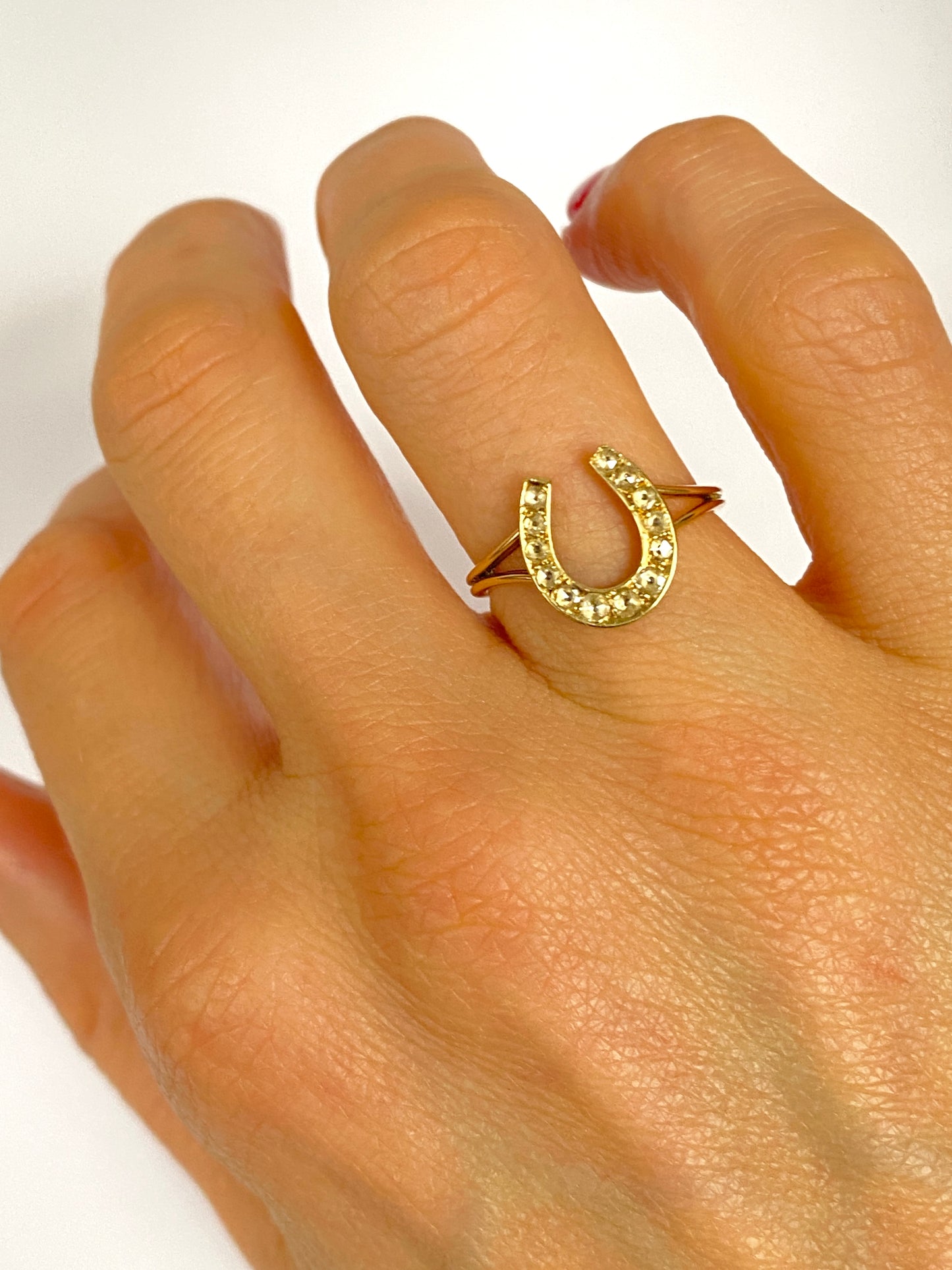 Antique, (Victorian) 15ct Gold, Diamond Horse Shoe Ring