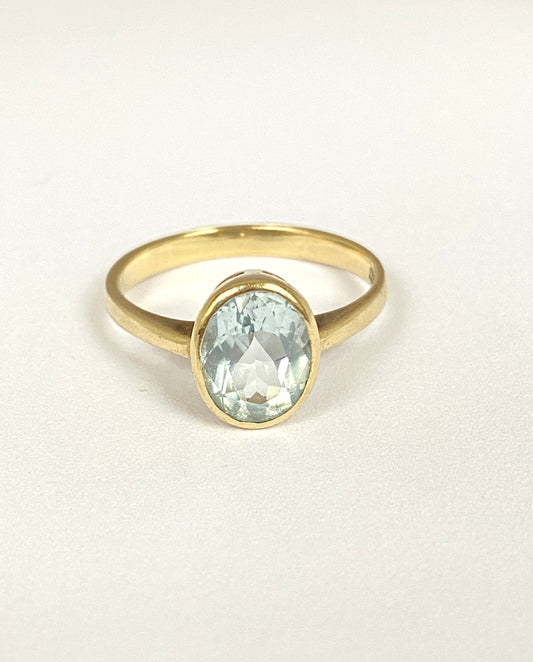 Vintage 9ct Gold Aquamarine Ring