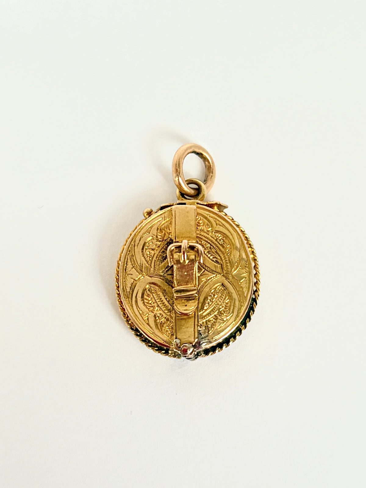 Unusual, Victorian 15ct Gold Opening Locket / Pendant
