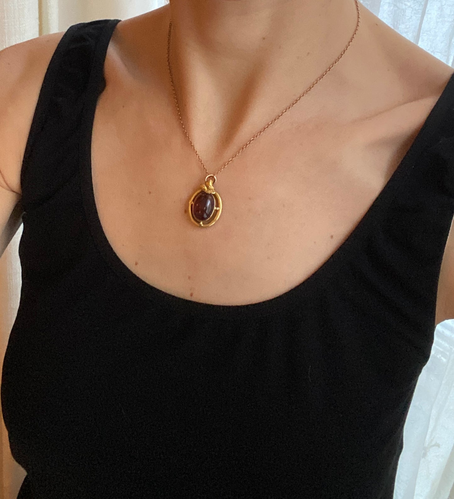 Stunning, Victorian, 15ct Gold, Garnet Ivy Leaf Locket Back Pendant