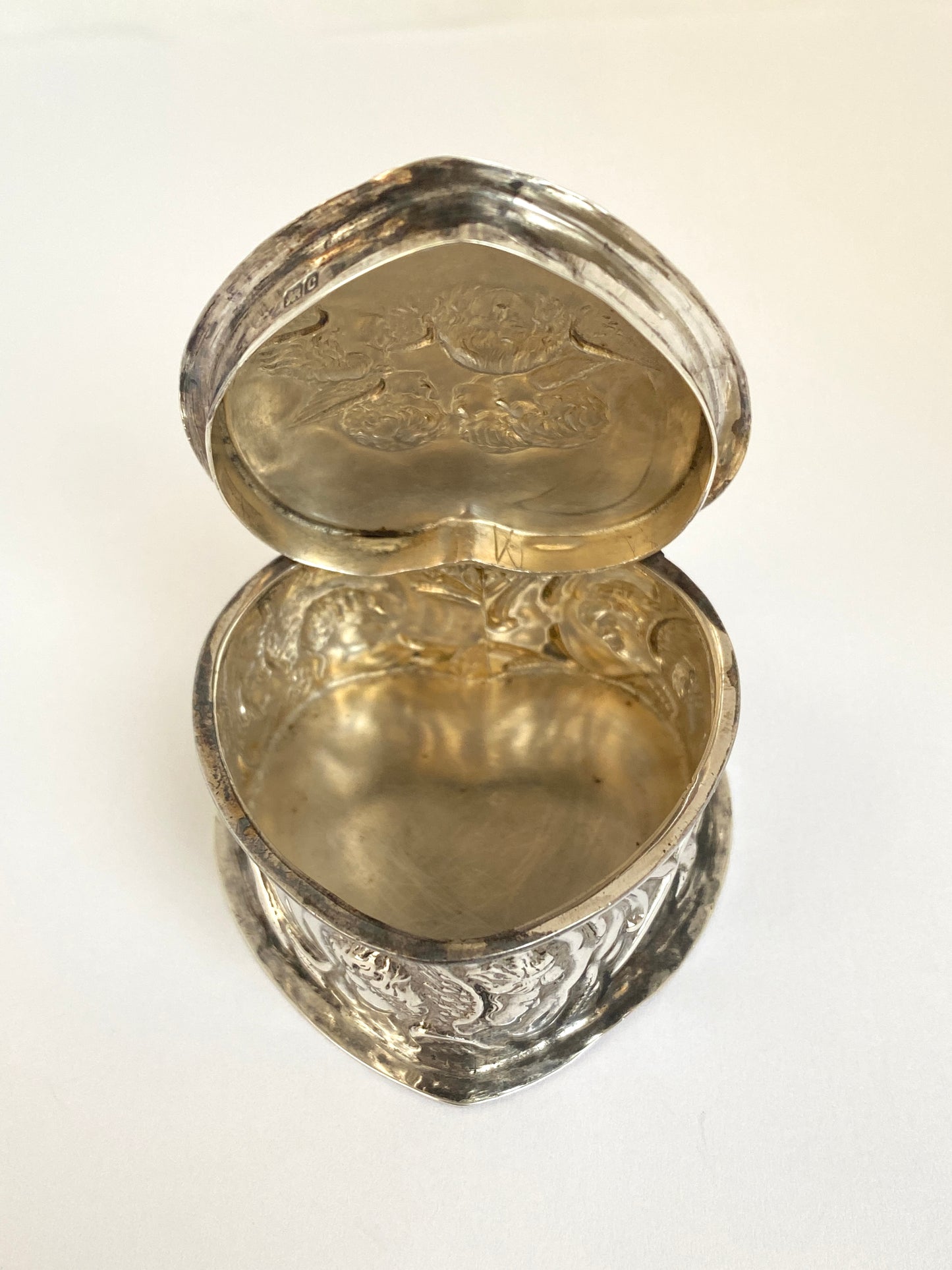 Antique, Sterling Silver, Jewellery / Trinket Box witih Cherubs, Hallmarked Birmingham, 1917