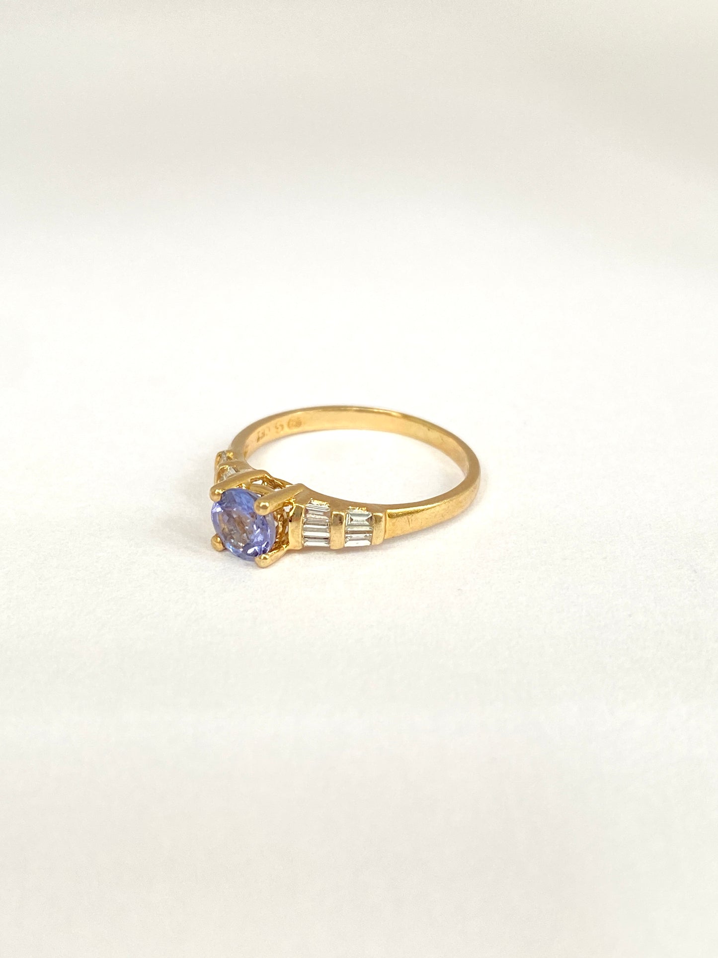 Vintage 14ct Gold Tanzanite & Baguette Cut Diamond Ring