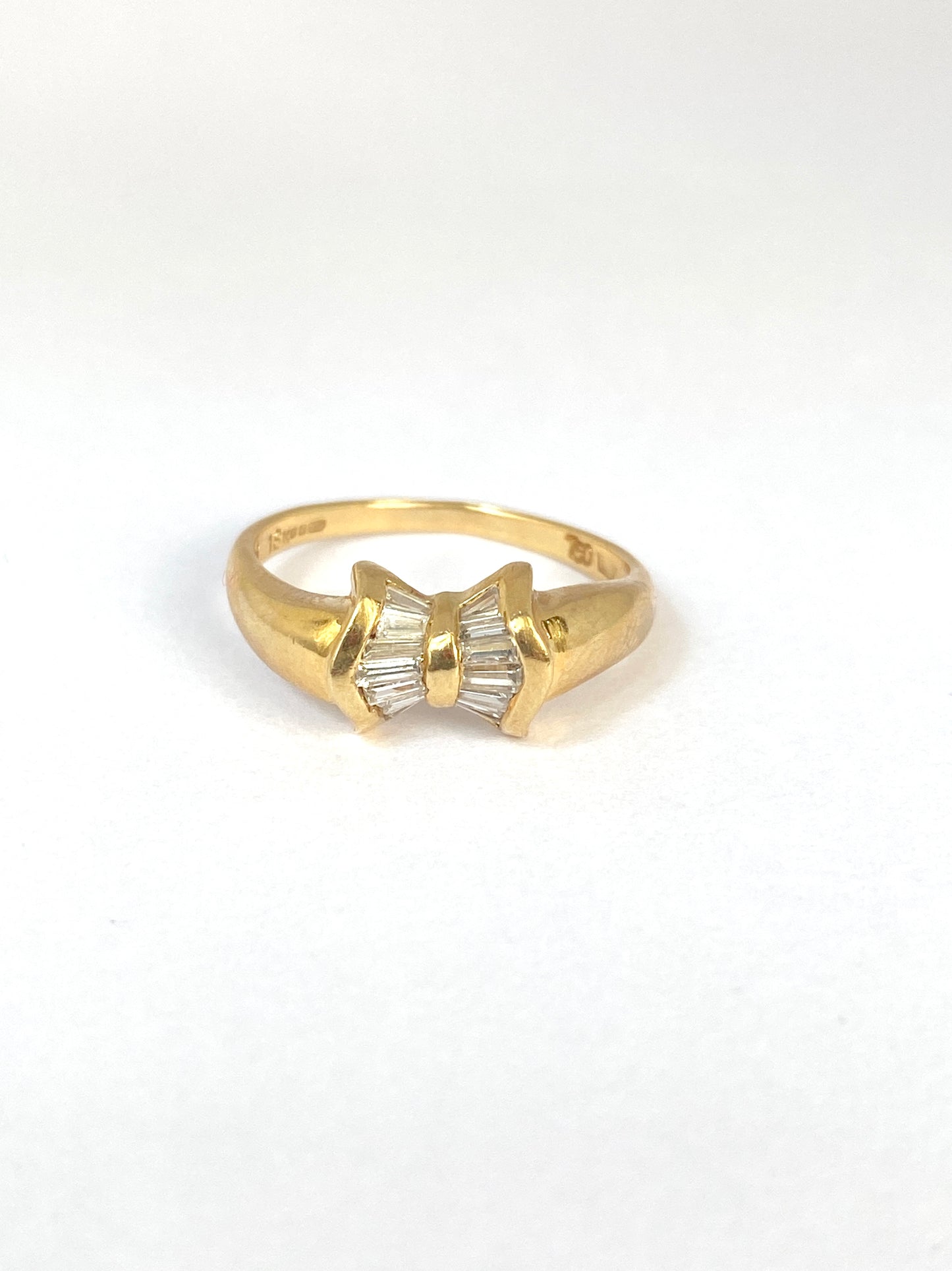 Vintage (1940s) 18ct Gold Baguette Cut Cluster Bow Ring