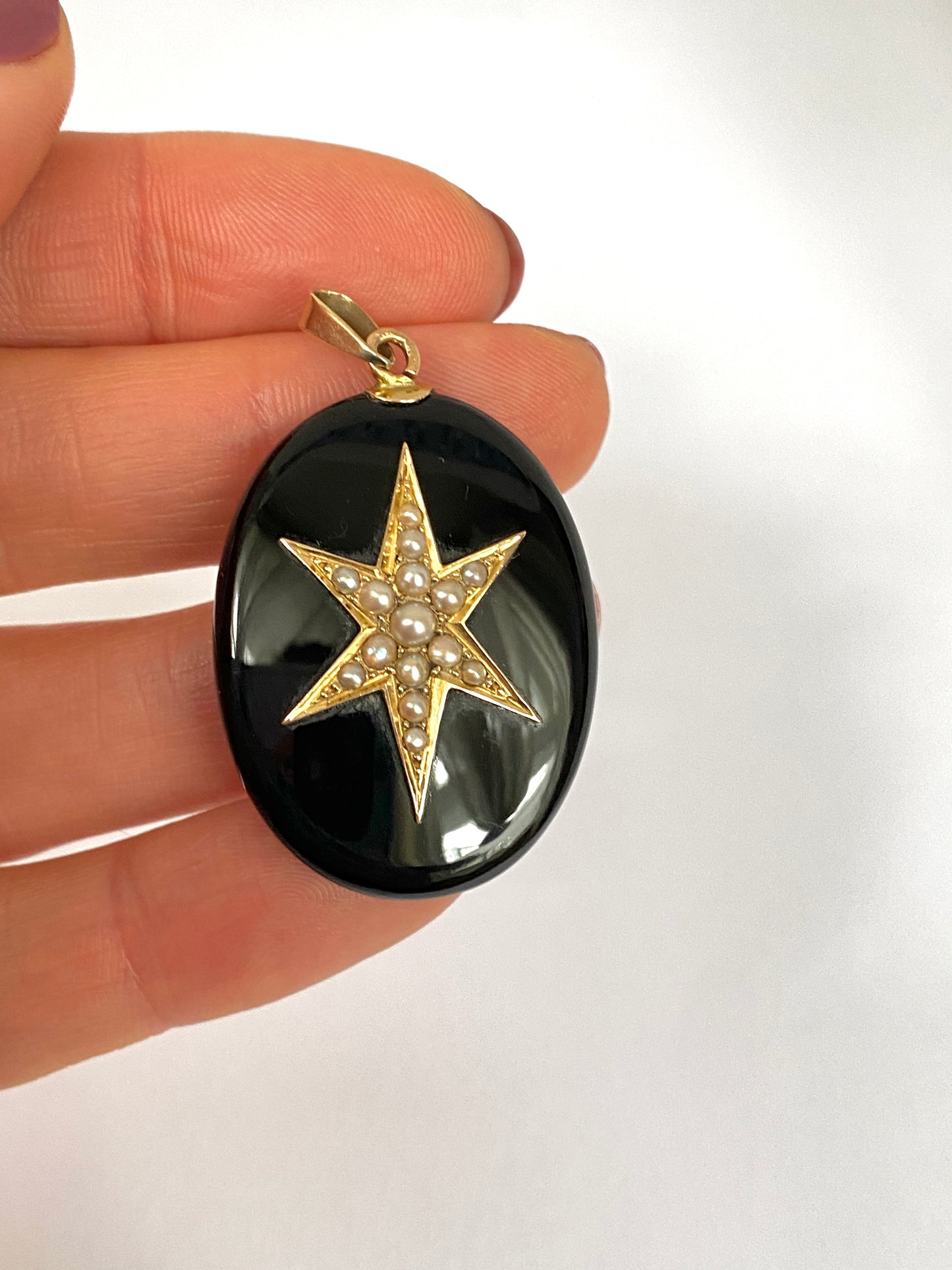 9ct Gold, Victorian Black Onyx Seed Pearl Celestial Locket Pendant (9.86g)