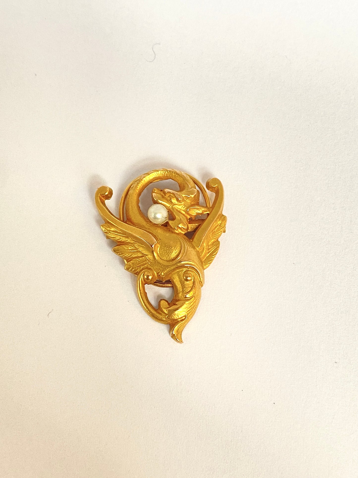 Antique, French Art Nouveau 18ct gold Dragon and Pearl necklace clasp/clip slider