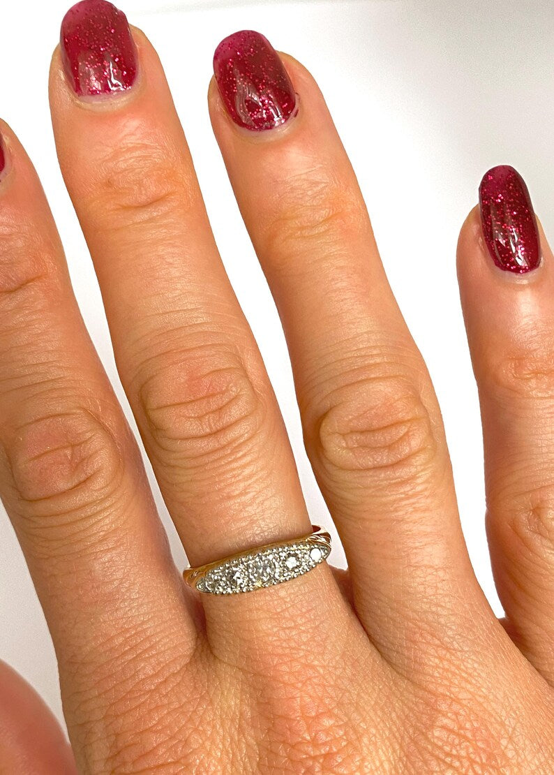 18ct Gold and Platinum 5 stone Diamond Ring