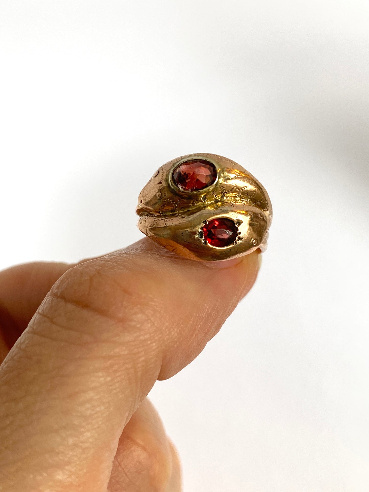 9ct Gold, Double Snake Ring with Almandine Garnet heads, Hallmarked Chester, 1915