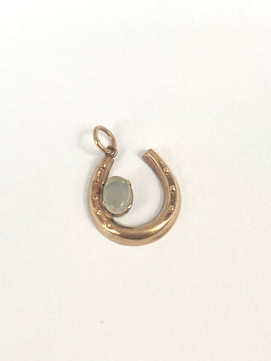 Vintage, 9ct Gold horse shoe charm/pendant with moonstone