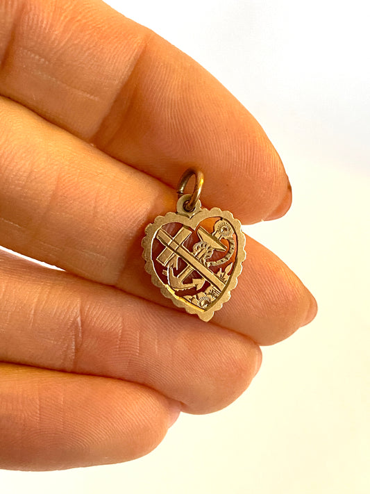 Victorian, 9ct gold Faith, Hope, Charity charm/Pendant. Hallmarked Birmingham, 9ct Gold, 1897