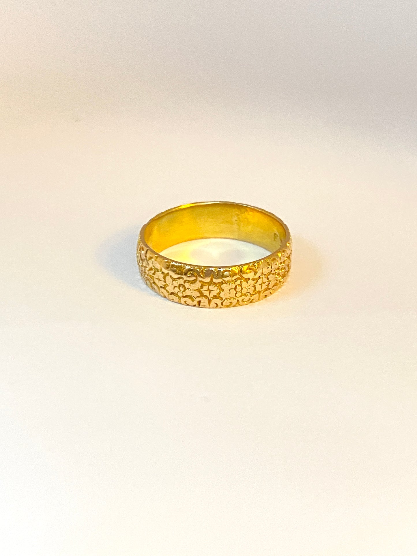 Antique, Victorian, 18ct Gold, Engraved Wedding /Stacking Band, Hallmarked, Chester, 1883