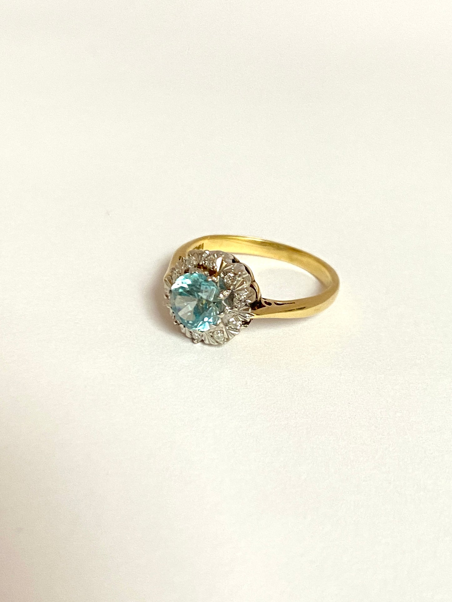 18ct Gold, Art Deco (1920s) Blue Zircon and Diamond Cluster Ring