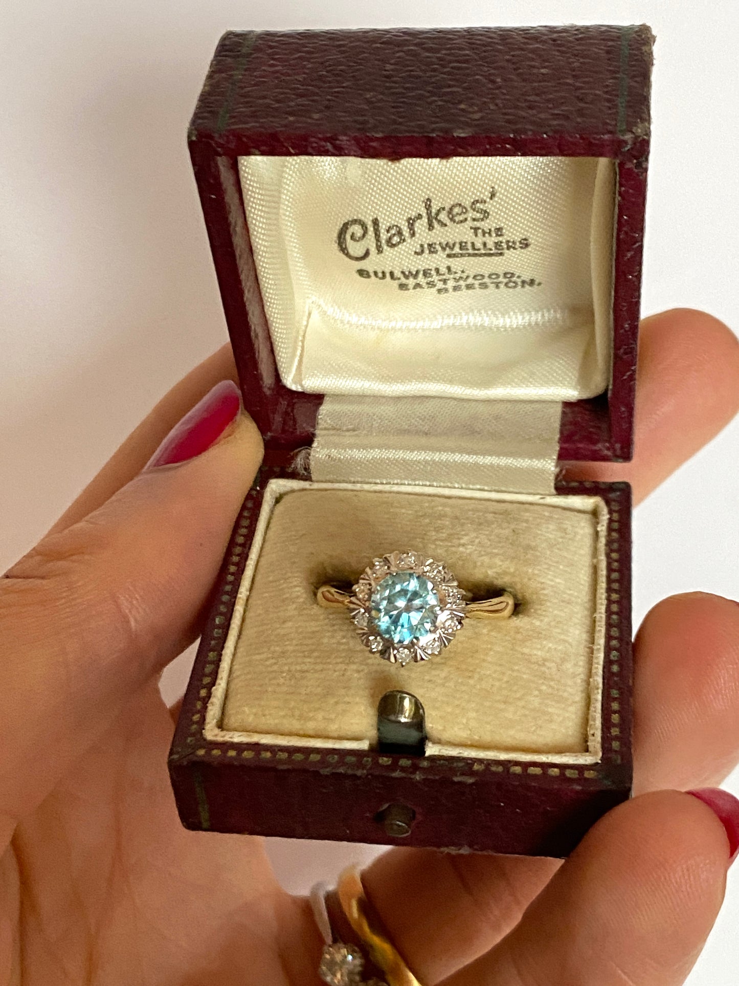 18ct Gold, Art Deco (1920s) Blue Zircon and Diamond Cluster Ring