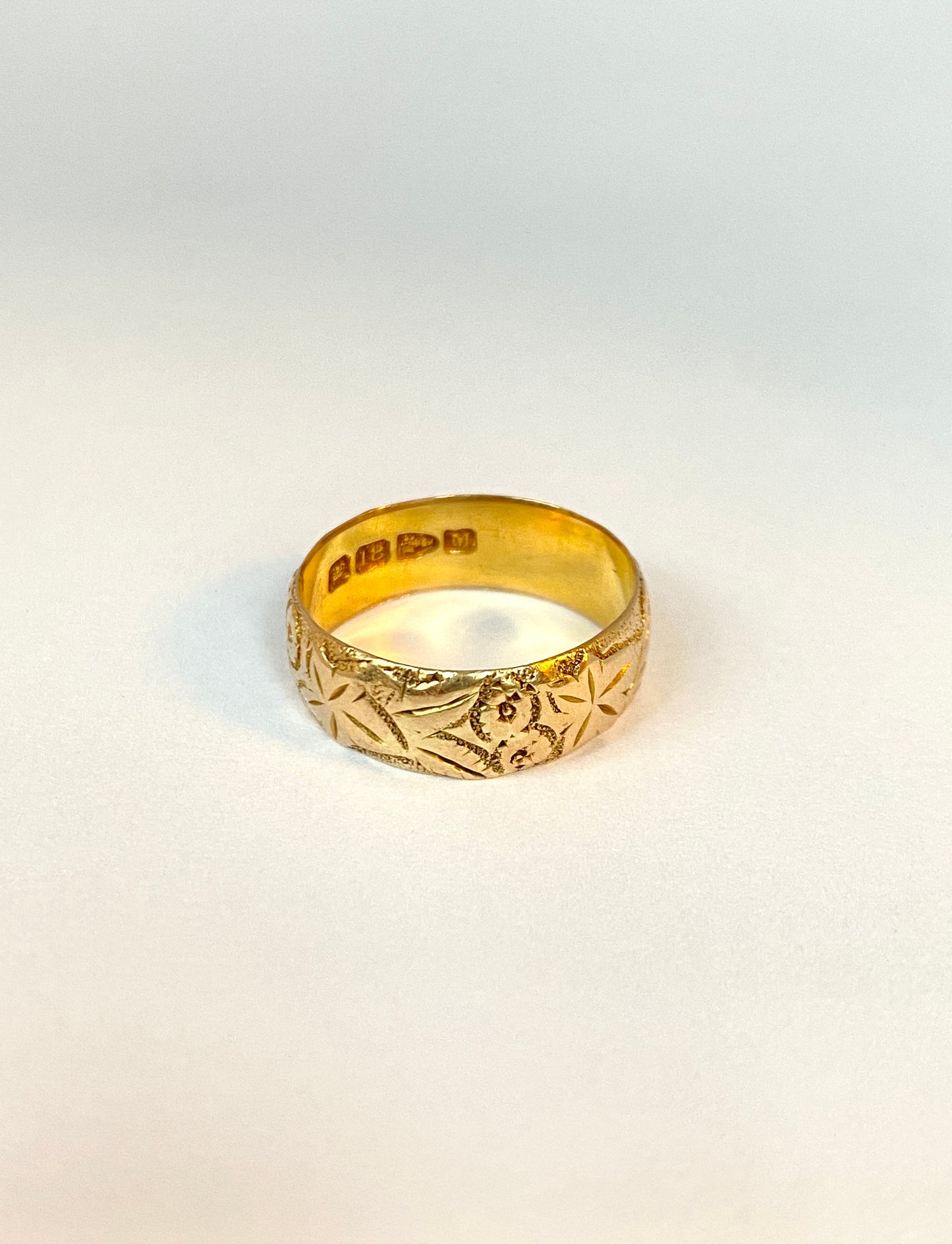 Antique, Victorian, 18ct Gold, Engraved Forget me not and Ivy Wedding /Stacking Band, Hallmarked, Chester, 1895