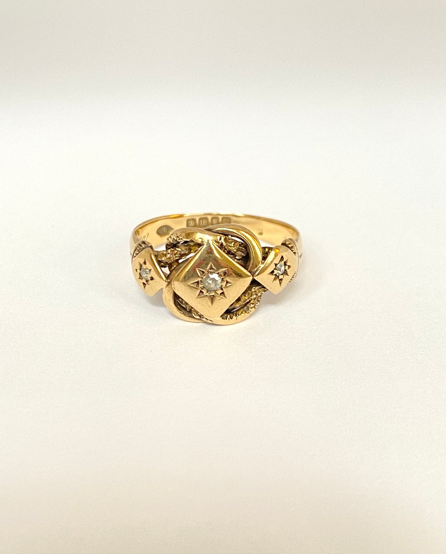 Antique, 18ct Gold Diamond Lovers Knot Ring, Hallmarked 18ct Gold, London 1918 (5.60g)