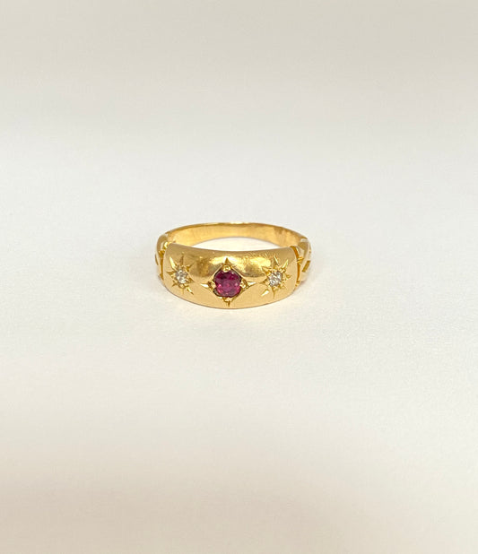 Antique, 18ct Gold Ruby and old cut Diamond Gypsy Starburst Ring