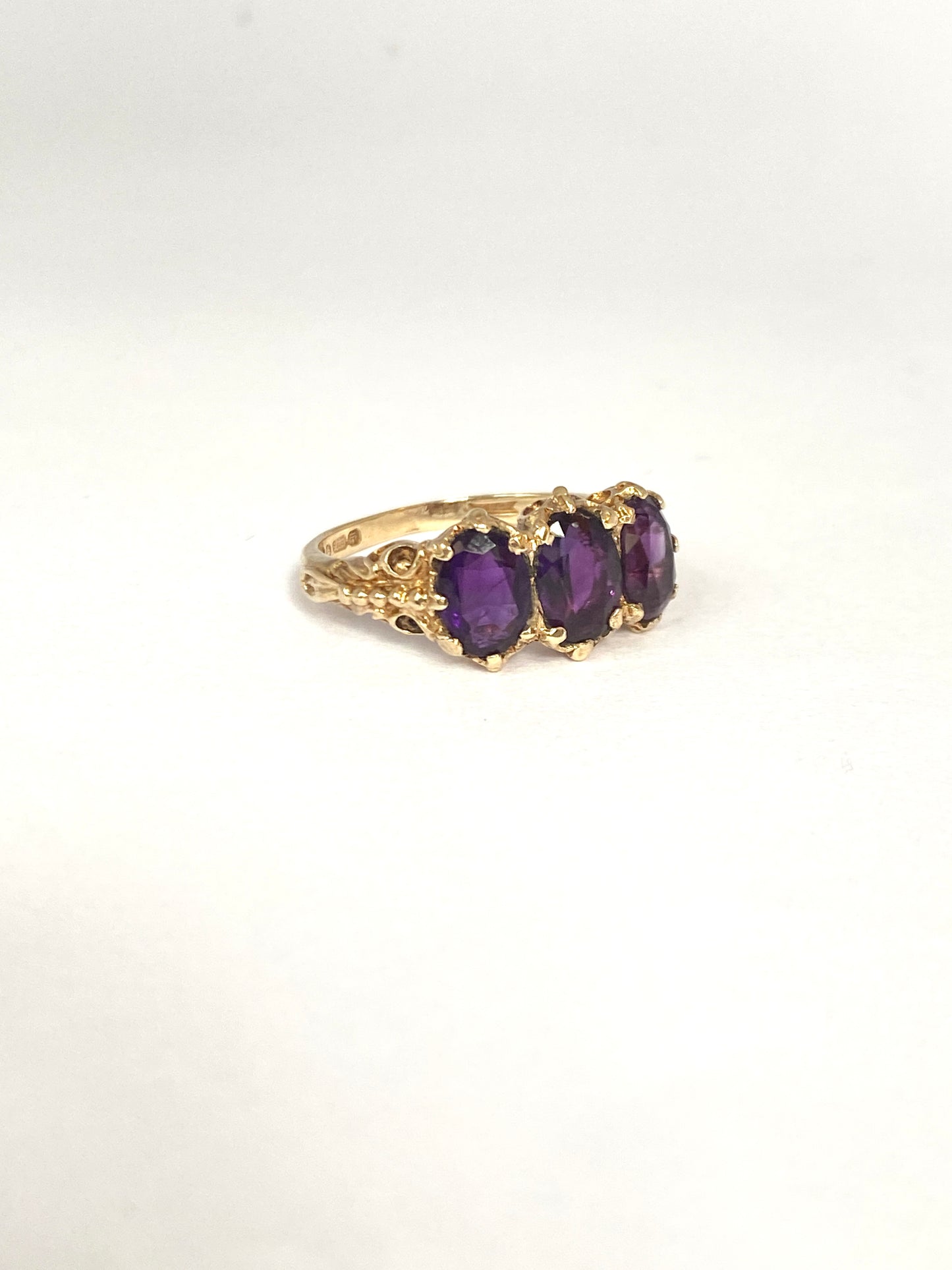 Vintage, 9ct Gold 3 Stone Amethyst Ring, Hallmarked 9ct Gold, London, 1976