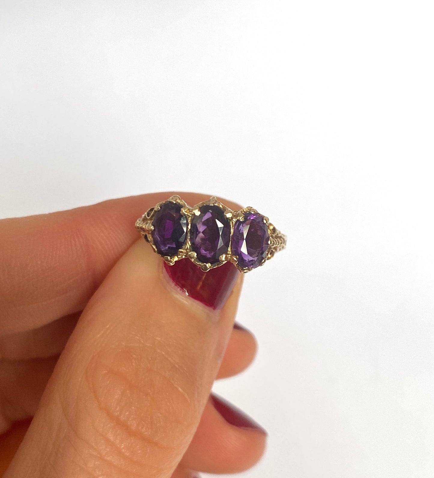 Vintage, 9ct Gold 3 Stone Amethyst Ring, Hallmarked 9ct Gold, London, 1976