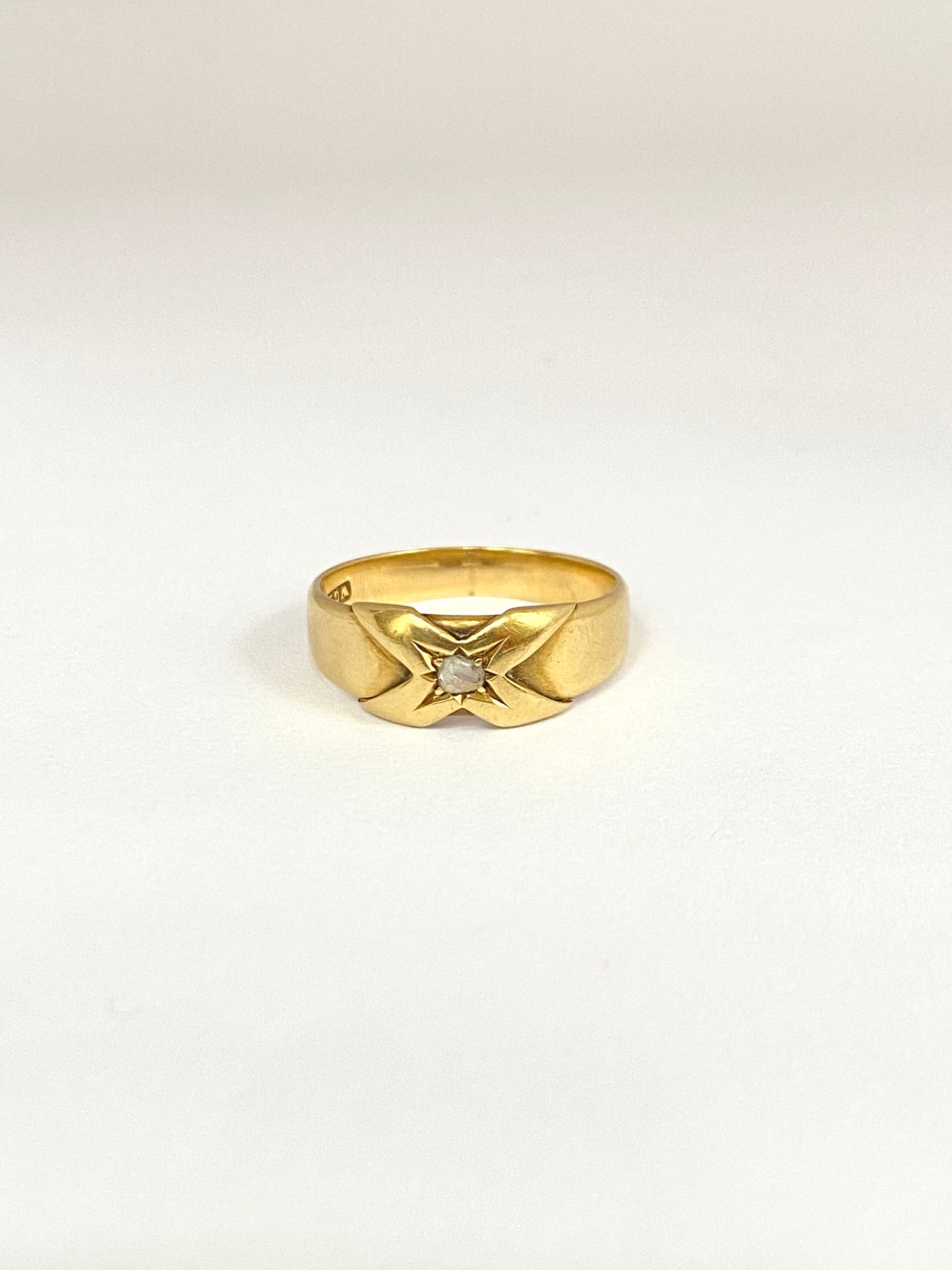 18ct Gold, Antique Diamond Keepers (Kiss) Ring