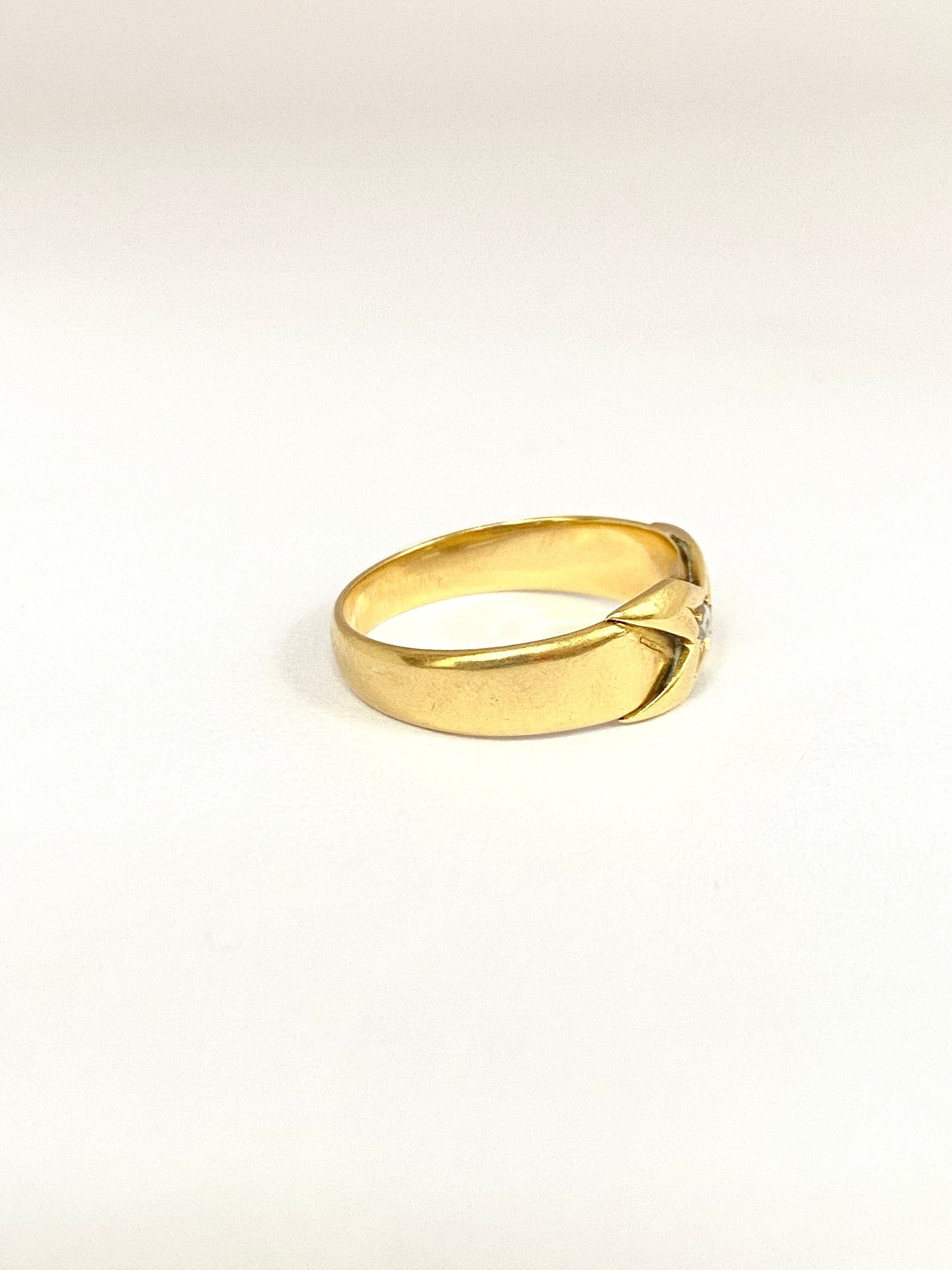 18ct Gold, Antique Diamond Keepers (Kiss) Ring