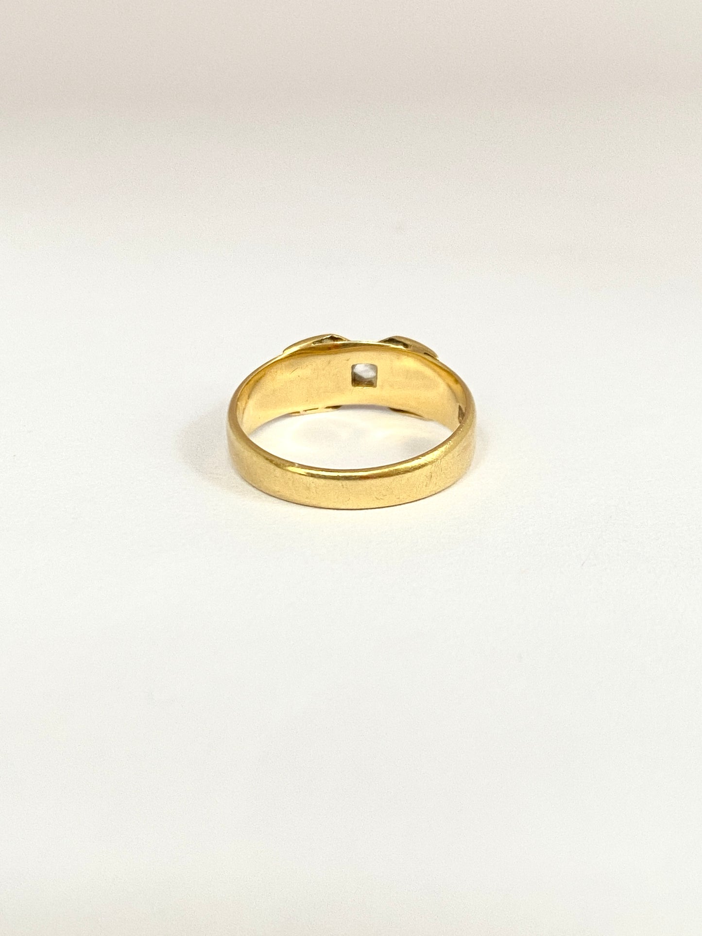 18ct Gold, Antique Diamond Keepers (Kiss) Ring