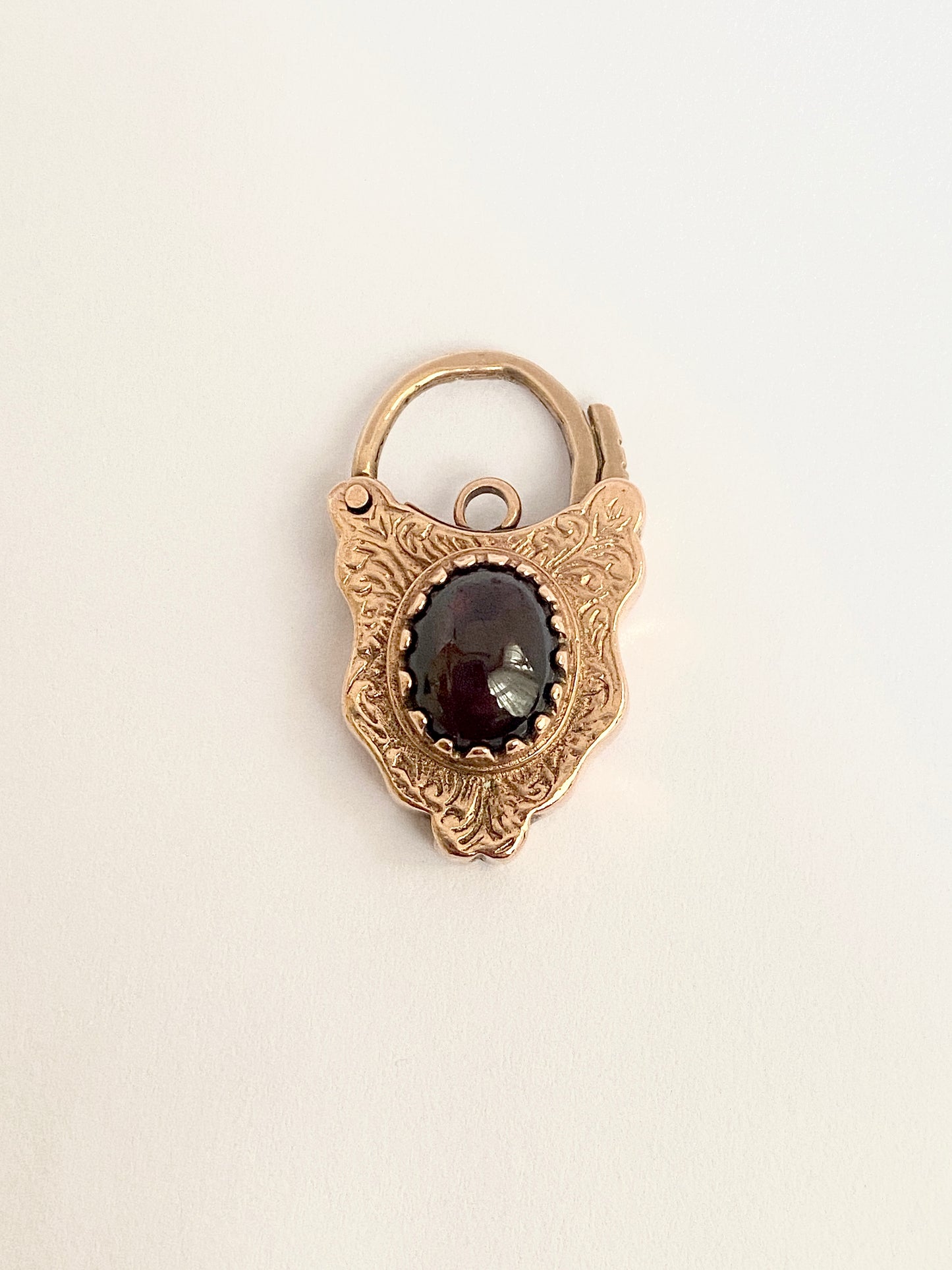 Vintage, 9ct Gold Garnet, Engraved Padlock Pendant