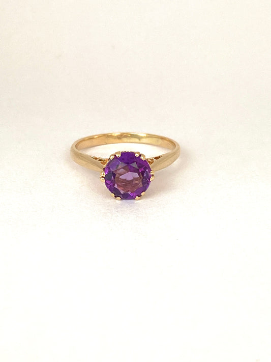 Vintage, 9ct Gold Amethyst Solitaire Ring