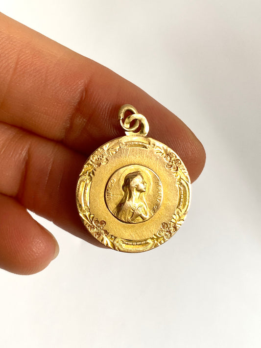 18ct Gold, Madonna (Maria, Virgo) Pendant with Pink Enamel